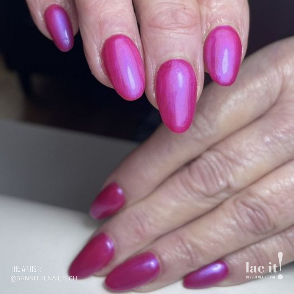 en Vogue | Lac it! Gel Polish • Chambord